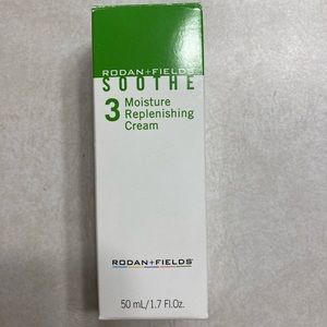 Rodan + Fields Soothe Moisture Cream